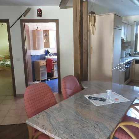 Am Wasserturm Apartman Limabach - Oberfrohna